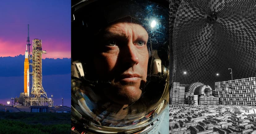 Green double couch with wooden legs